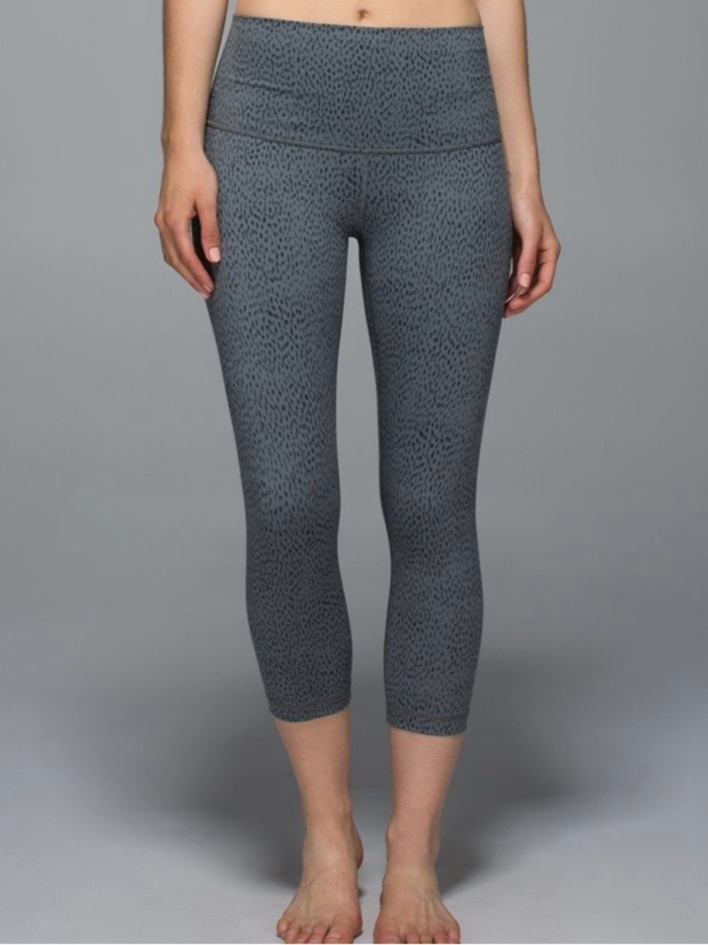 Lululemon Wunder Under Cropped Roll Down Leggings